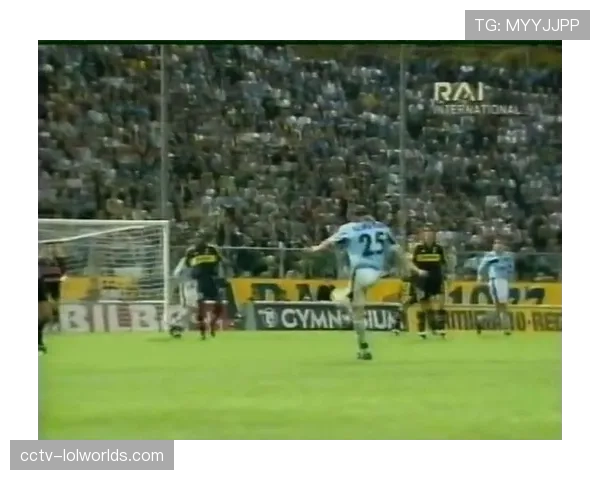 塞维利亚1-1战平马略卡，主队全场狂轰25脚射门仅换回一分